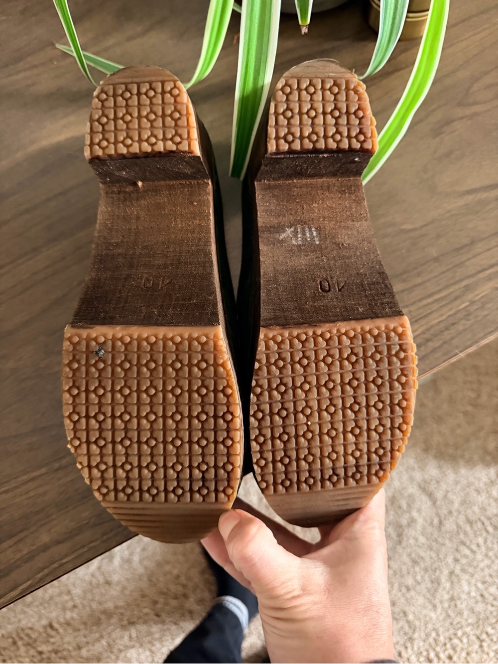 Olive Green Leather Clog Mules with Wooden Heel - Picture 4 of 8